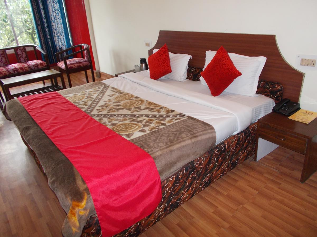 Anamika Hotel Nainital Exterior photo