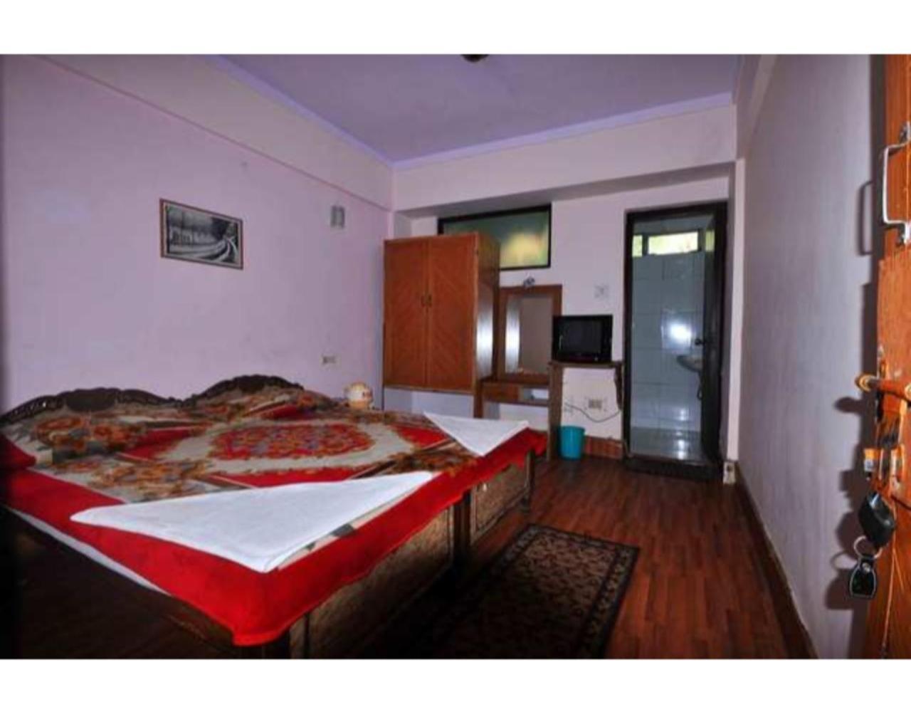 Anamika Hotel Nainital Exterior photo