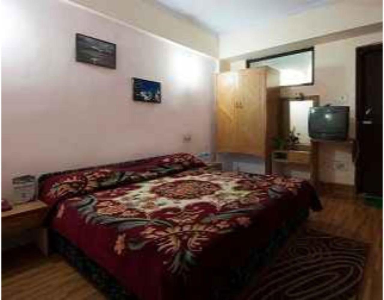 Anamika Hotel Nainital Exterior photo