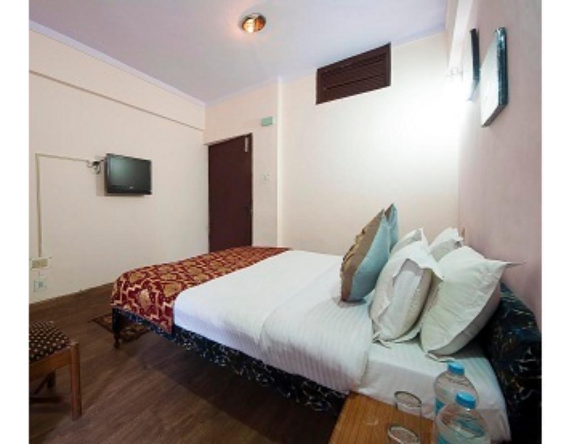 Anamika Hotel Nainital Exterior photo