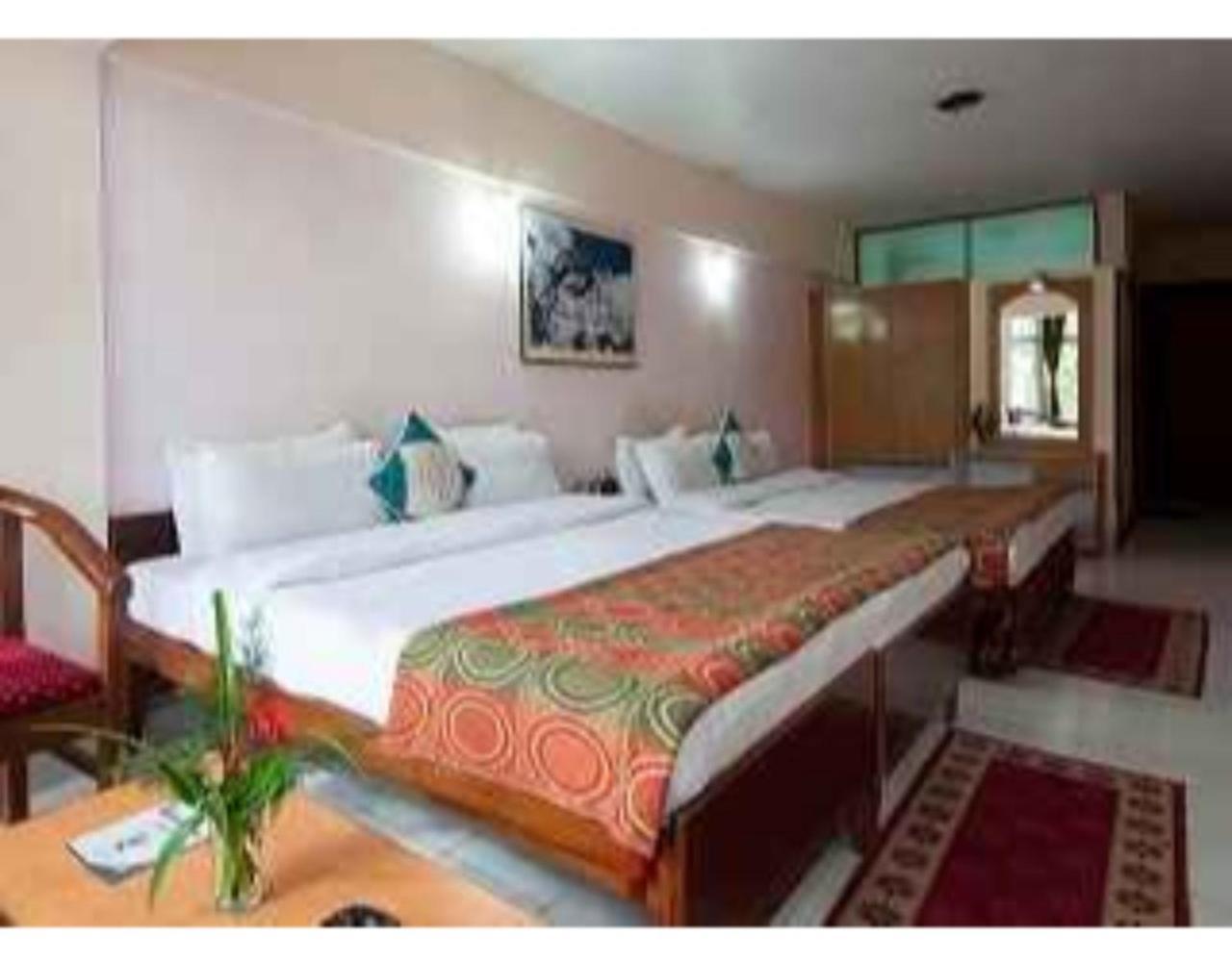 Anamika Hotel Nainital Exterior photo