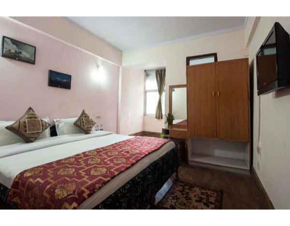 Anamika Hotel Nainital Exterior photo
